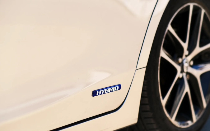 Lexus CT cena 64900 przebieg: 30500, rok produkcji 2016 z Białystok małe 596